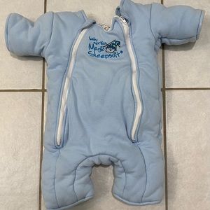 Baby Merlin’s Magic Merlin Sleepsuit, Blue, Large, 6-9 months